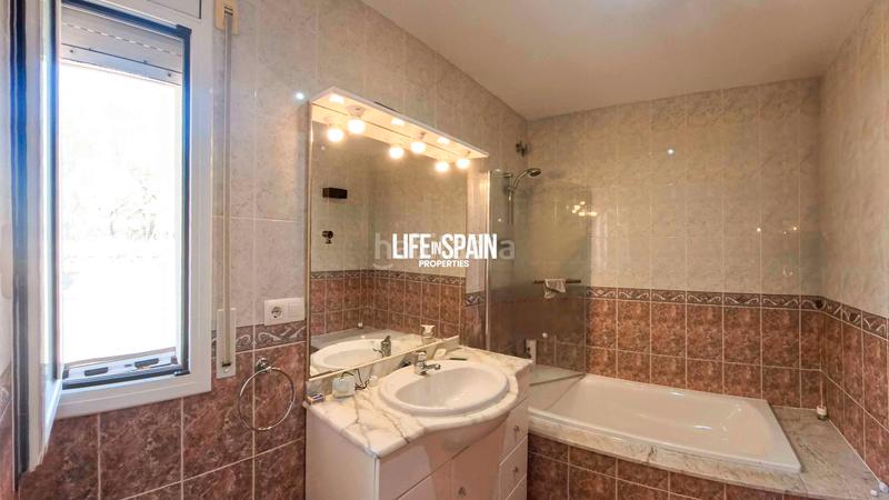 Foto 01cd980d-f064-47c0-bbd1-f66cc41935b0. Chalet in n/a in Ginestar