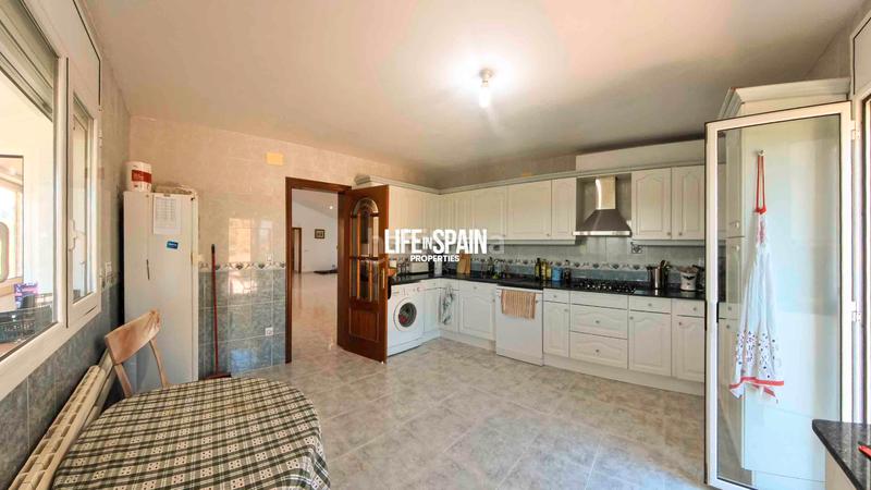 Foto 24593717-ded2-4005-a4d1-7f69cce1bc87. Chalet in n/a in Ginestar