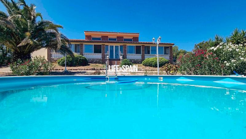 Foto 374d15b6-e693-4f91-bd04-f1c883307cc9. Chalet in n/a in Ginestar