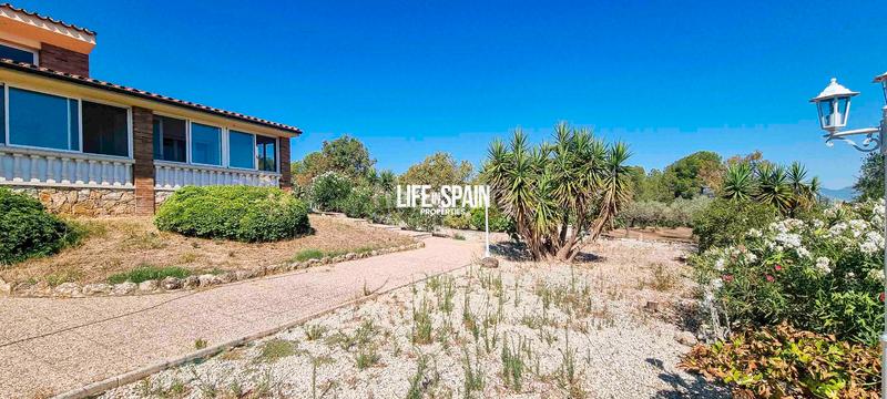 Foto 435a1804-64ae-4276-acbc-3755e72f0b94. Chalet in n/a in Ginestar