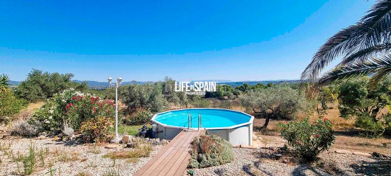 Foto 95408e31-7e41-4bda-b3f0-b3d586f6c300. Chalet in n/a in Ginestar