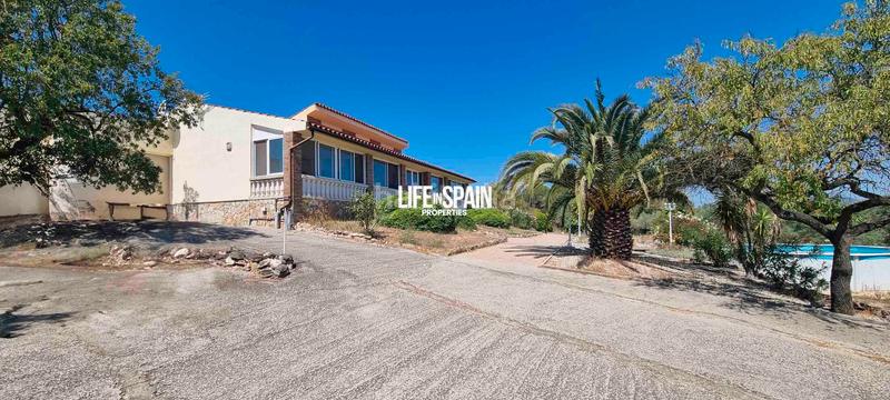 Foto a8562088-28bf-4525-8231-824b66d266f3. Chalet in n/a in Ginestar