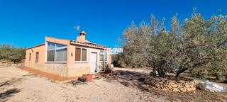 Bauernhof in Ampolla (L´). Finca con pozo proprio y luz solar a cerca de l'ampolla