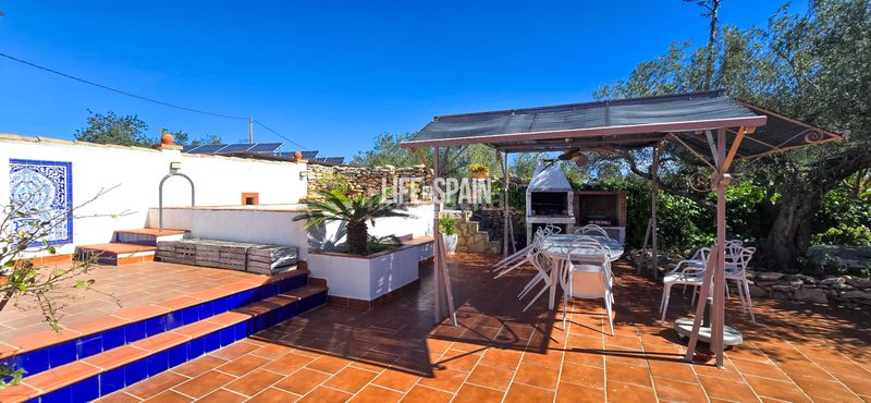 Foto a079db58-2377-40b5-b682-9cf52bd3cddf. Masia amb piscina a Camarles