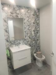 Rent Flat in Avenida de diego morón 14. Piso para estudiantes