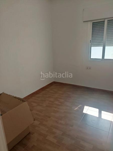 Foto 94d0e35a-fb02-4d4d-b0fc-47a6b8631c64. Location appartement dans avenida federico mayo 0 dans Huelva