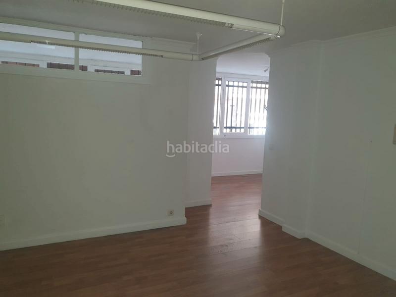 Foto 0a4cc1ee-97cc-4af0-a616-841a5d76cf86. Local comercial entreplanta para uso desitinto a vivienda en Huelva