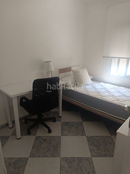 Foto ea585d4f-ee17-4bd3-a8db-55ddc3e42672. Lloguer pis a calle palmera antigua 12 a Las Torres - Guadalupe Huelva