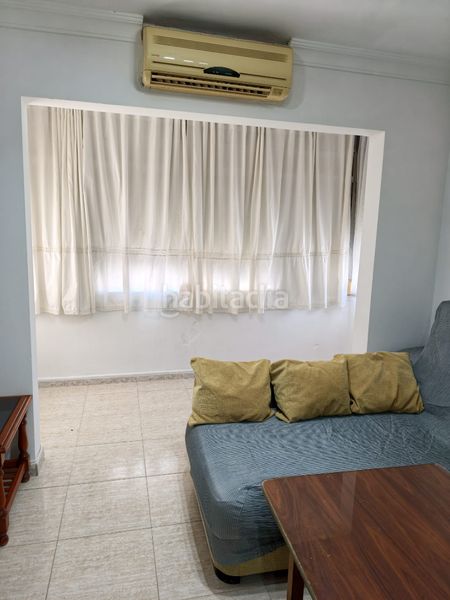 Foto 39a4128d-db01-476f-bdeb-f7b039b54706. Rent flat in plaza santa teresa de jesús 33 in La Orden Huelva