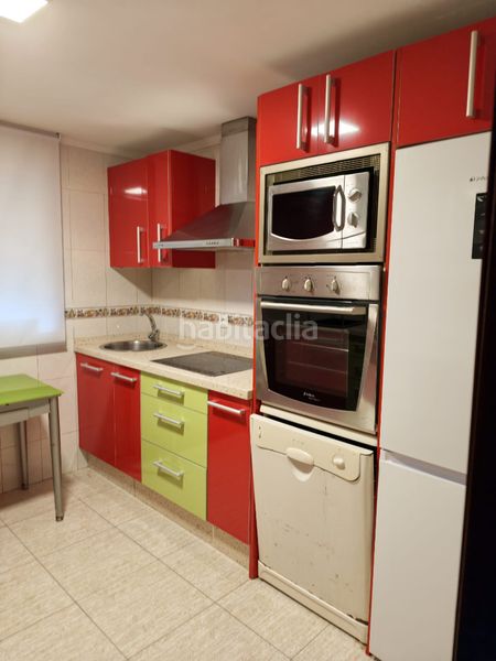 Foto 9cd137fb-caef-406e-8e49-e9cf2ce6776f. Rent flat in plaza santa teresa de jesús 33 in La Orden Huelva