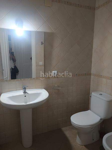 Foto 0ecddde5-dcdf-4abf-aa8e-b116eed66bea. Rent flat in calle ginés martín 8 in Centro Huelva