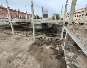 Terreny residencial a Recas. Obra parada - recas