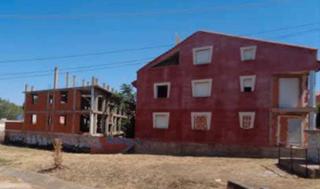 Edifici a Malagón. Obra parada - malagon