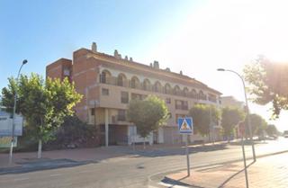 Edifici a Pedro Muñoz. Obra parada - pedro muñoz