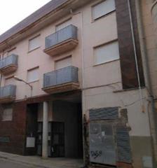 Edificio en Roda (La). Obra parada - la roda
