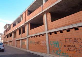 Edificio en Villarrobledo. Obra parada - villarobledo