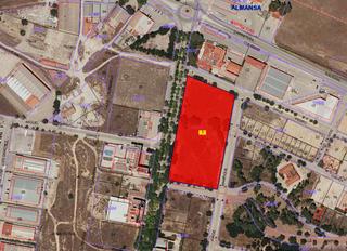 Solar industrial  Avenida ayora. Suelo urbano - almansa