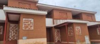 Edificio en Noez. Lote de 8 casas - noez