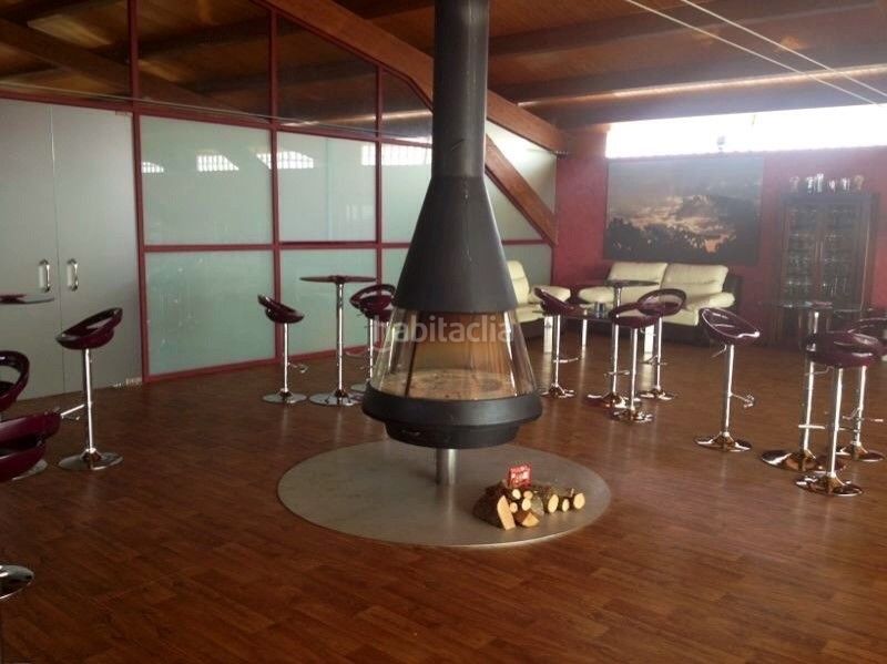 Foto f27de369-8a8c-4fa4-9530-323620163827. Edificio en plaza españa 9 bodega boutique mas casa rural en Tomelloso