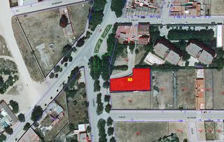Terreno residencial en Calle Santa María 5