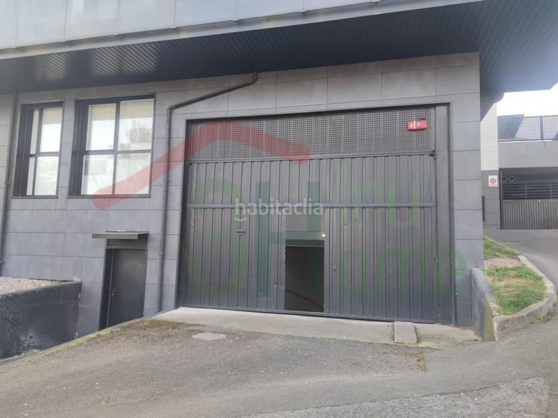 Foto 2674c031-b74c-4758-95f2-d4f14fa6c09e. Autoparkplatz in Pinar - Anaka - Belaskoenea Irun