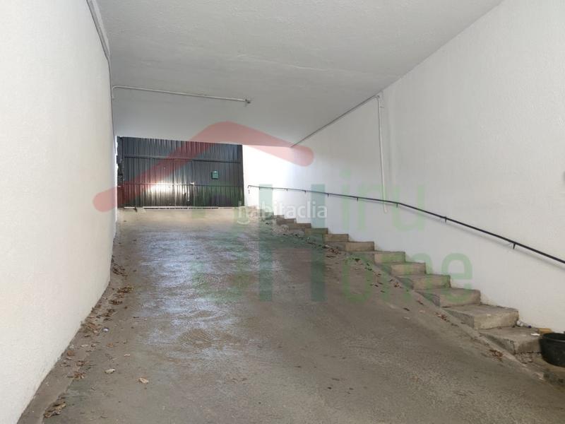 Foto b9b42e3d-050a-4cf0-b270-f22d421a201d. Autoparkplatz in Pinar - Anaka - Belaskoenea Irun