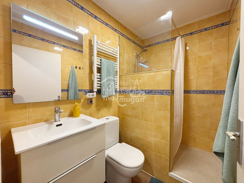 Foto 08e9ad25-8e7f-4dc1-9010-4eb7fc53031a. Apartament amb calefacció piscina a Hendaye