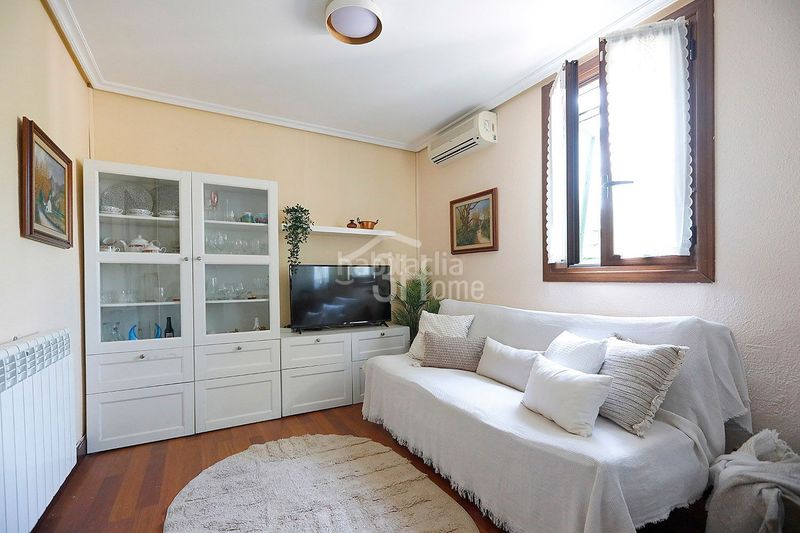 Foto 23395bda-44ef-4b30-b9f5-8ae36dfc77a2. Casa amb calefacció a Lapice - Larreaundi - Olaberria - Meaka Irun