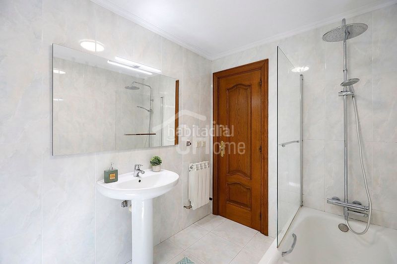 Foto b9fec1d1-70ac-403f-aa3c-9f433256330a. Pis amb calefacció a Donamaria