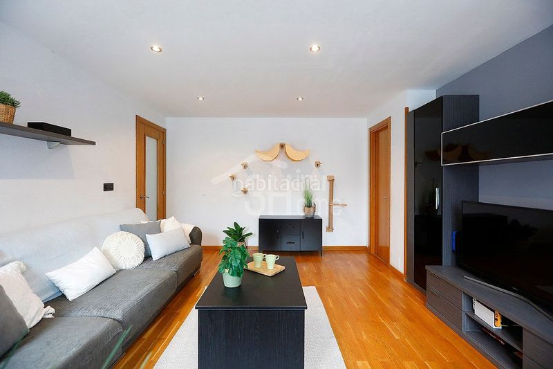 Foto 1b7789e3-b5ca-457e-944f-f9a9ae481e62. Appartement avec chauffage dans Pinar - Anaka - Belaskoenea Irun