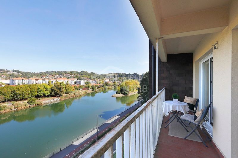 Foto 4d5d9dc9-89c7-416d-b767-ef62312a824a. Appartamento con riscaldamento in Azken Portu - Behobia Irun