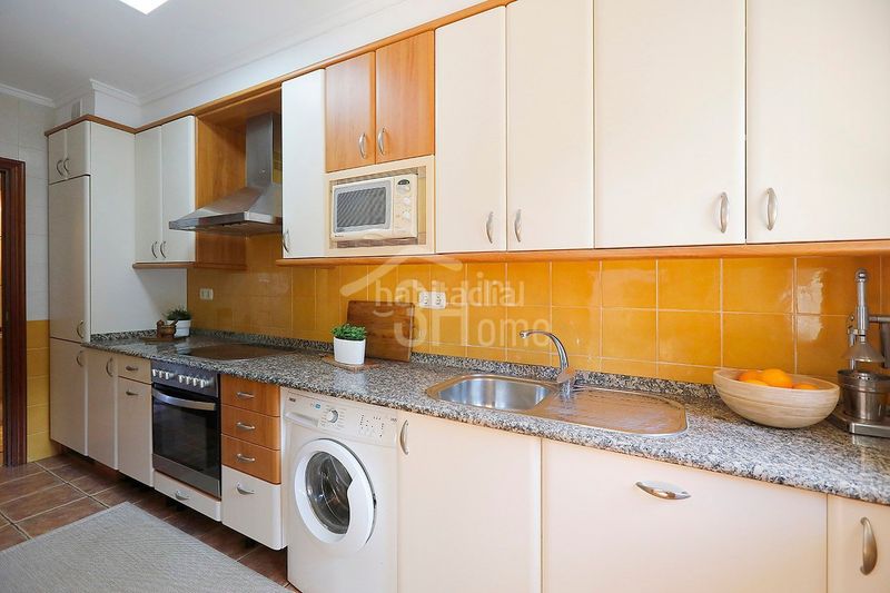 Foto c7b67e1c-db4c-46e7-b3f9-32d913a7483b. Appartamento con riscaldamento in Azken Portu - Behobia Irun