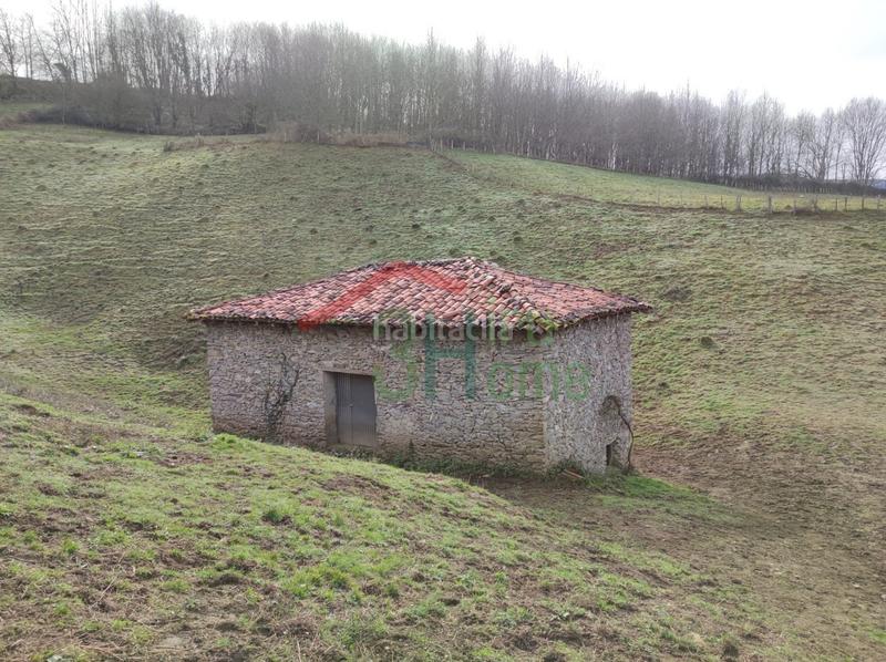 Foto 38b1bd0d-2083-4251-ba3d-f087c43ab598. Masía terreno con borda en Igantzi