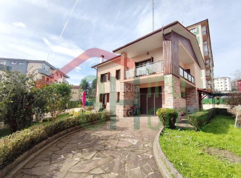 Foto 56bd14d5-118e-4aa0-a54d-8b12f3cce08f. Haus mit heizung parking in Centro - Mendibil - Santiago Irun