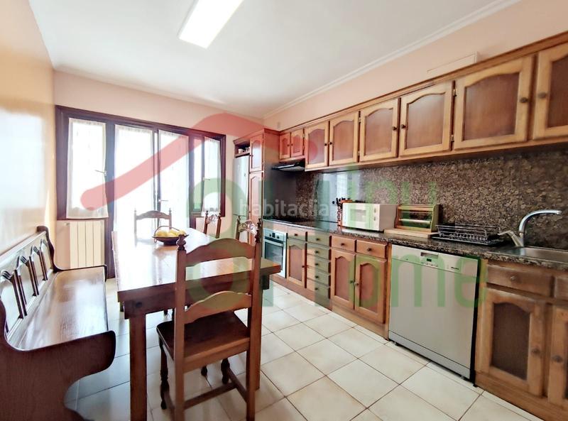 Foto 82dc3c0e-1916-4cce-93c0-798d366bba33. Haus mit heizung parking in Centro - Mendibil - Santiago Irun