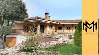 Xalet  Andreu santasmasas. Chalet en venta en tona