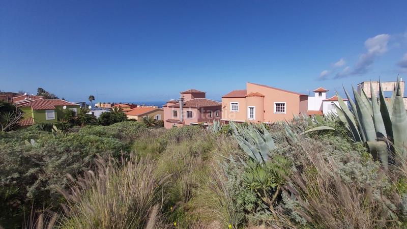 Foto f3cbd3a1-2d63-4a8e-b945-5b56d96b6a3c. Wohngrundstück in Sauzal (El)