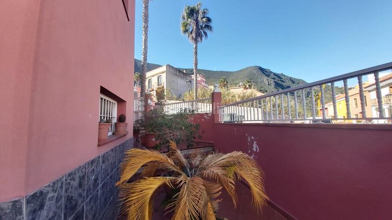 Foto c50afa0b-bed3-49ad-a40d-9885f3a197cc. Casa se vende casa adosada en los príncipes, los realejos en Realejos (Los)