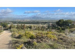 Finca r�stica en Calle riegos de moraleda 1. Ideal para recreo, paraje natural.