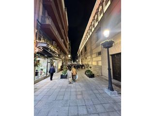 Piso en Calle san diego 3. Oportunidad!!! piso de 3 dormitorios en el coraz�n de granada ca