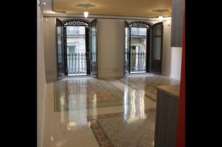 Pis  Carrer de santa anna. Precioso piso modernista, increíble situación, tre las ramblas d