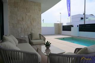 Chalet  Practicante manuel mora  s/n. Doloresvilla