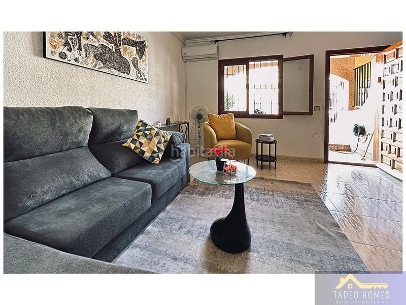 Foto 7d59f8e1-5952-43a6-b7ab-e448119060dd. Casa a malaga 12 a Centro Alcázares (Los)