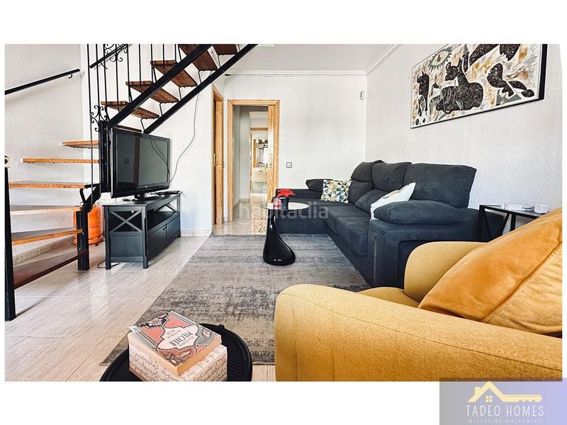 Foto d208c084-5608-4bfd-8ee4-6f28b0f98ca6. Casa a malaga 12 a Centro Alcázares (Los)