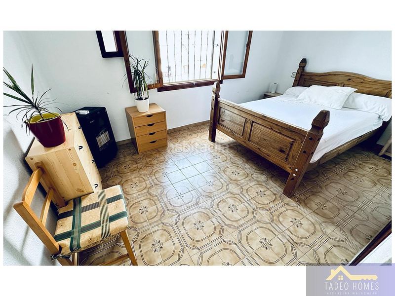 Foto e8327749-f894-48c4-b76f-0b3f1ce0f0fa. Casa a malaga 12 a Centro Alcázares (Los)