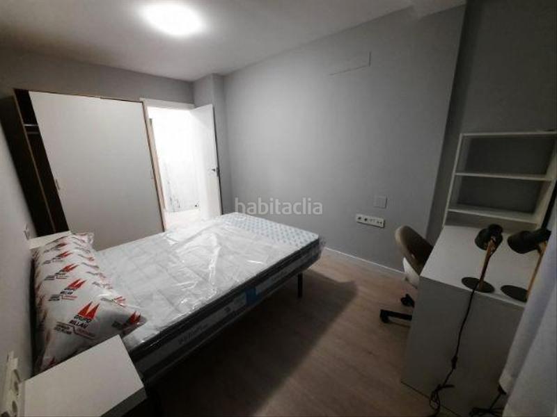 Foto 7795e0bd-8f9e-49bb-a631-7010ee0fdd4e. Piso en Plaza de Toros Granada