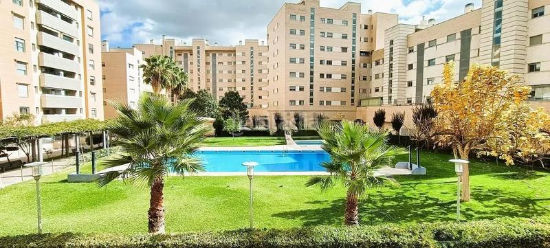 Foto fa070bf2-7c28-4225-8ac7-ce0e75fe7601. Affitto posto auto in Campus de la Salud Granada