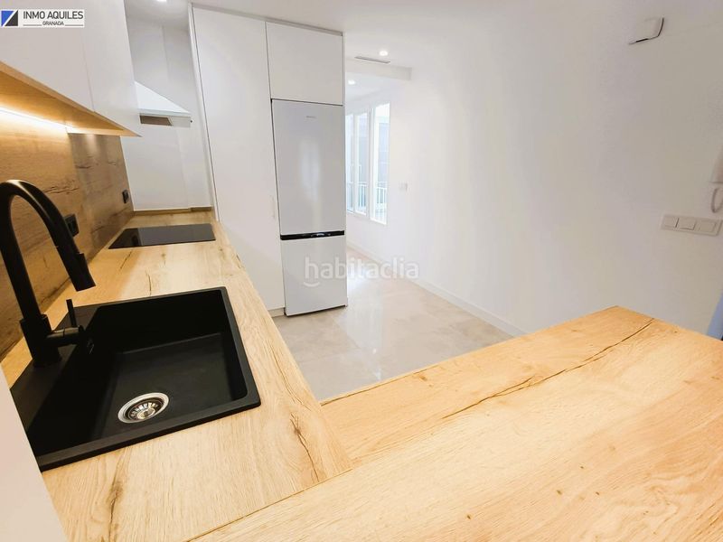 Foto 00efff85-4c8c-4522-b433-d1b71f27ec18. Lloguer apartament a Calicasas