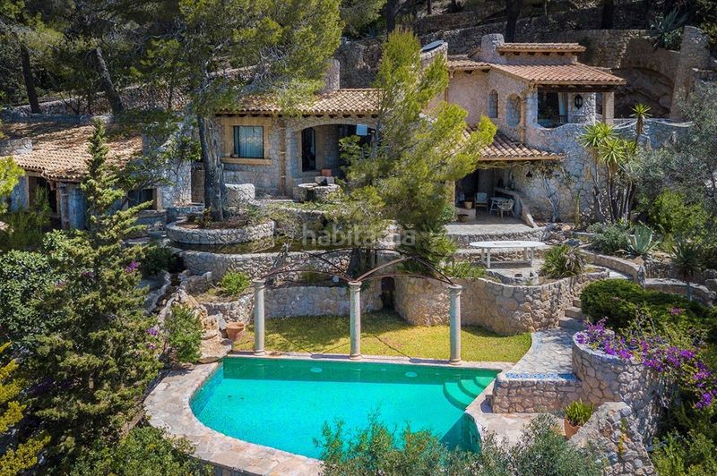 Foto b7790432-bdbf-45c2-8a5e-0eb256c22f34. Xalet amb aparcament piscina a port de Pollença Pollença