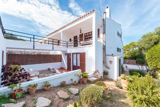 Chalet à Port de Pollença. Imperdible casa adosada con jardín privado en venta en puerto po